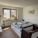 Ferienwohnung Guenzburg Holiday Apartment דירה *