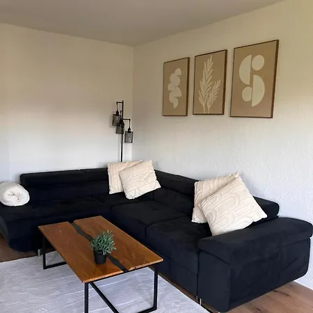 Ferienwohnung Guenzburg Holiday Apartment Appartamento
